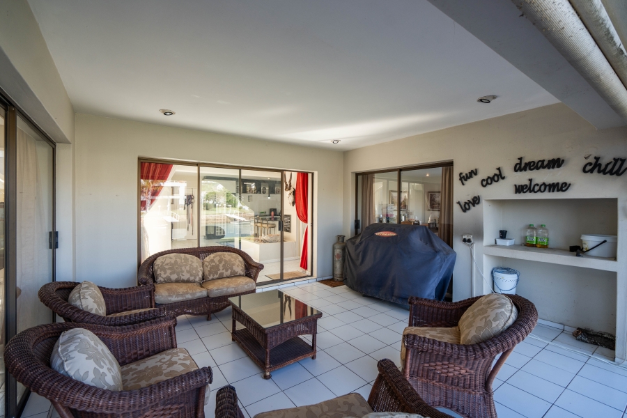 7 Bedroom Property for Sale in Royal Alfred Marina Eastern Cape